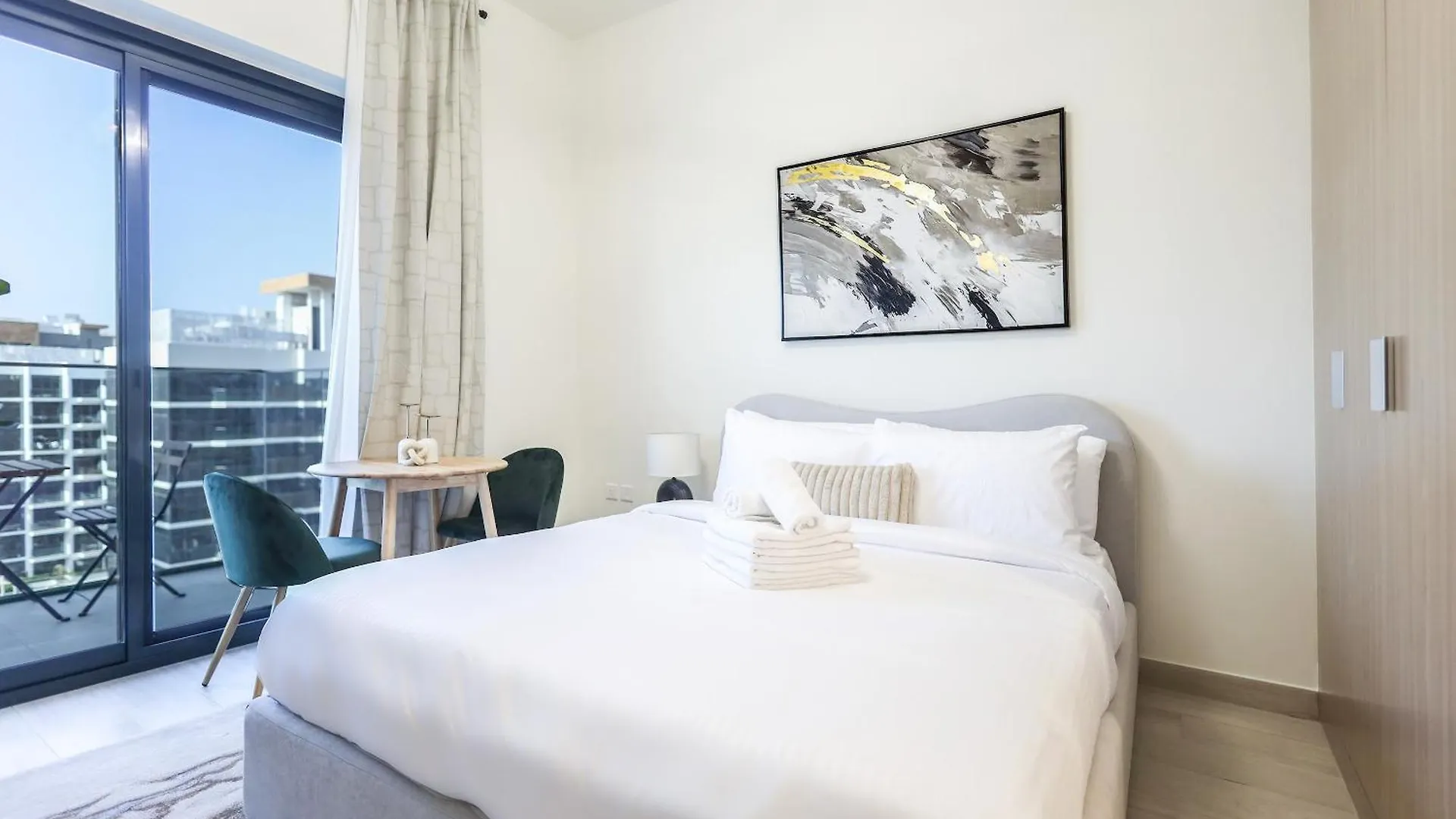 Elite Lux Holiday Homes - Contemporary Comfort - Studio In Azizi Riviera Dubai Apartment